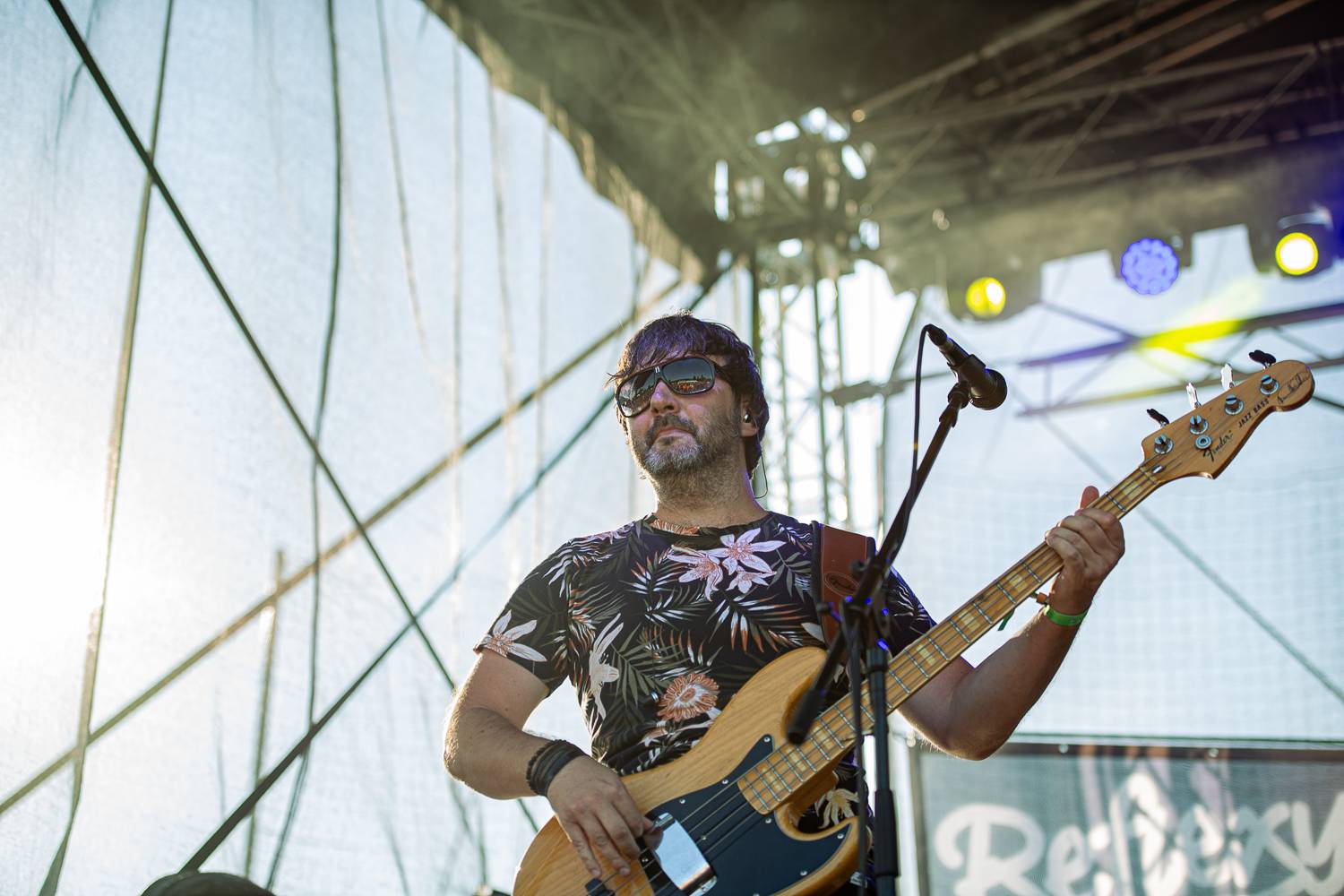 Druhý den Sjezdu Lhot a Lehot: Sebastian si přivezl ohně, bavili i Fleret, Reflexy a Křídla