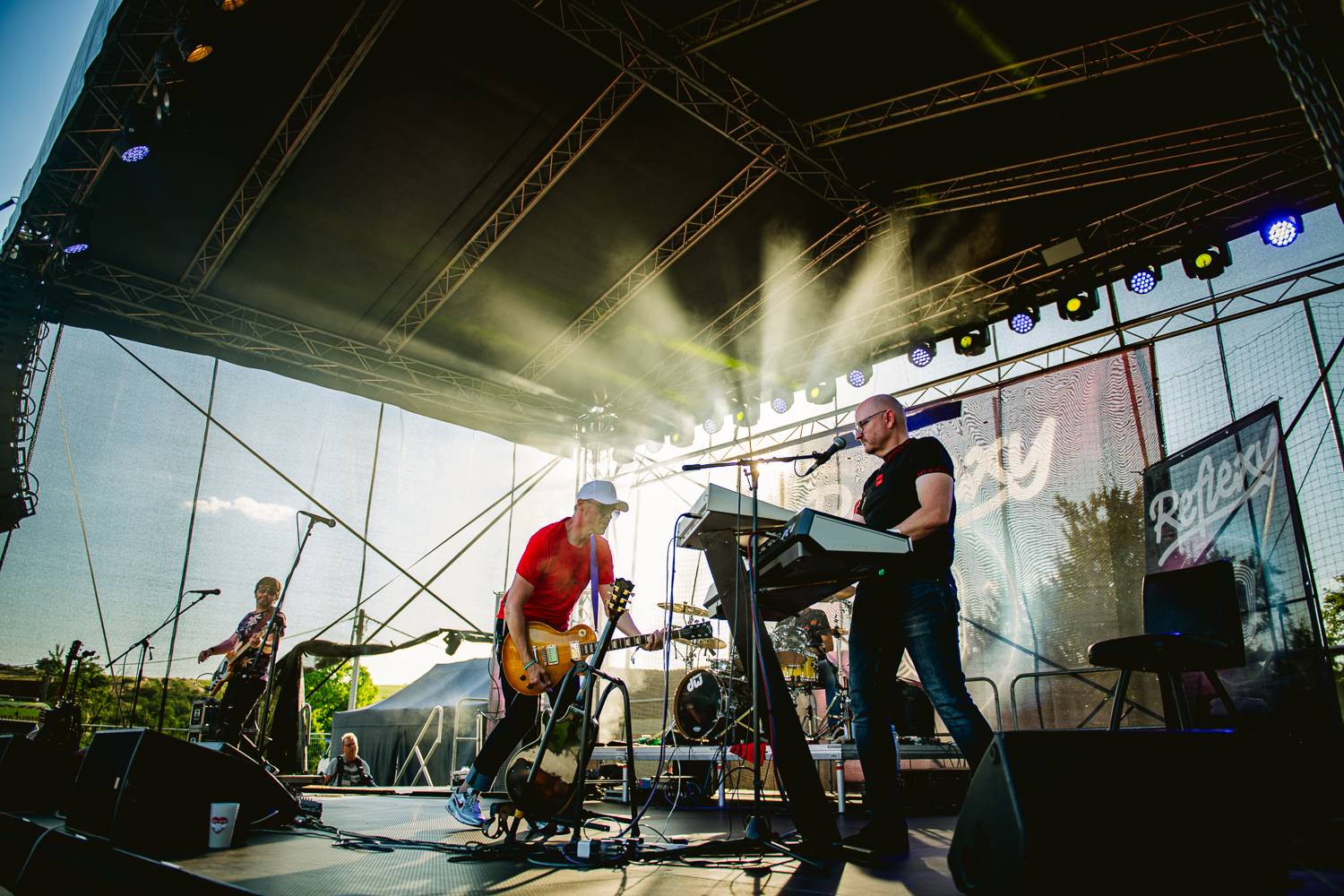 Druhý den Sjezdu Lhot a Lehot: Sebastian si přivezl ohně, bavili i Fleret, Reflexy a Křídla