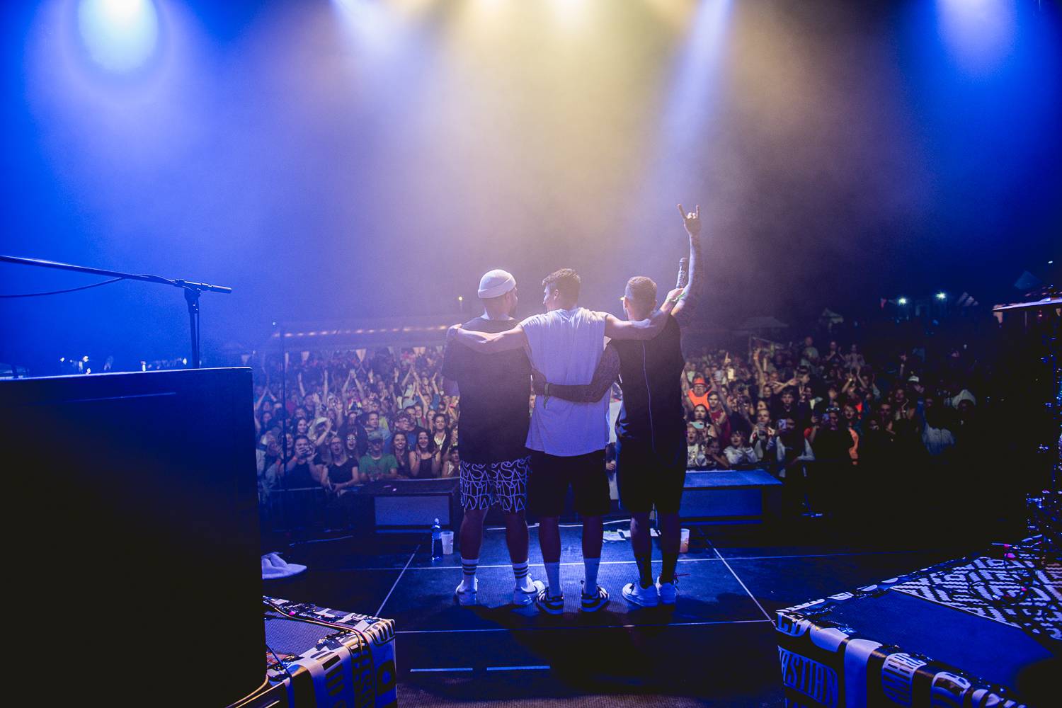 Druhý den Sjezdu Lhot a Lehot: Sebastian si přivezl ohně, bavili i Fleret, Reflexy a Křídla