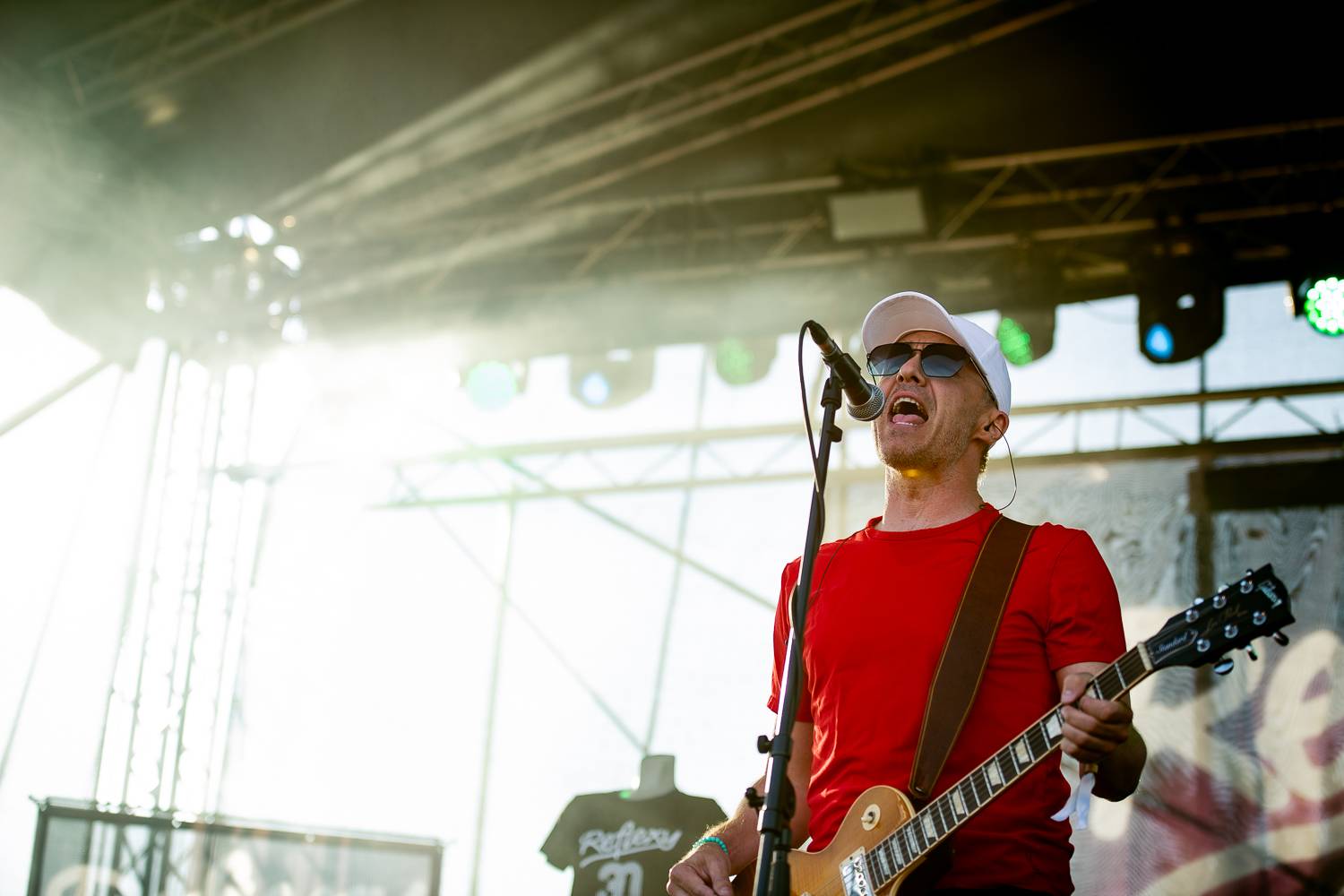 Druhý den Sjezdu Lhot a Lehot: Sebastian si přivezl ohně, bavili i Fleret, Reflexy a Křídla