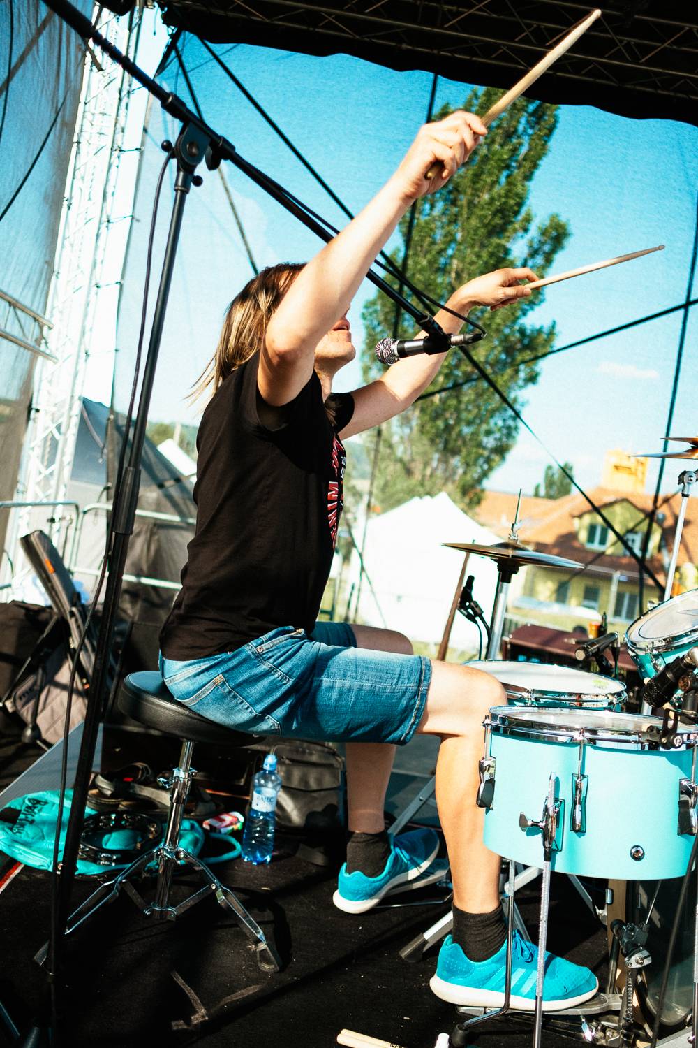 Druhý den Sjezdu Lhot a Lehot: Sebastian si přivezl ohně, bavili i Fleret, Reflexy a Křídla