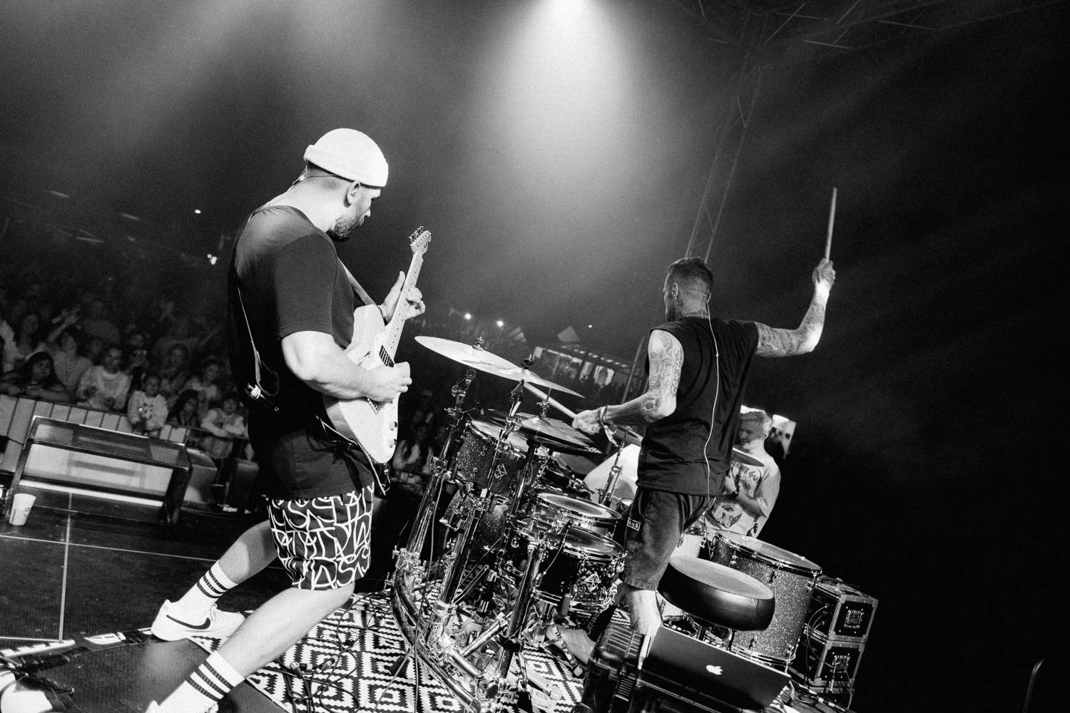 Druhý den Sjezdu Lhot a Lehot: Sebastian si přivezl ohně, bavili i Fleret, Reflexy a Křídla