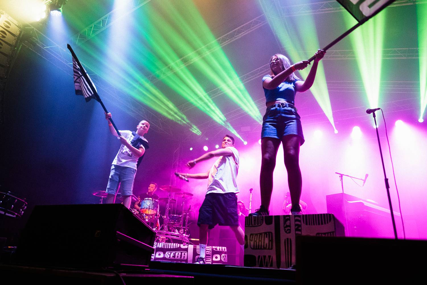 Druhý den Sjezdu Lhot a Lehot: Sebastian si přivezl ohně, bavili i Fleret, Reflexy a Křídla