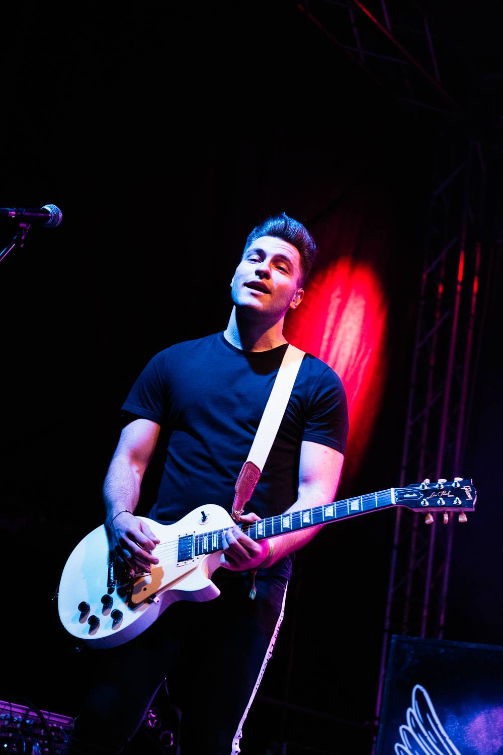 Druhý den Sjezdu Lhot a Lehot: Sebastian si přivezl ohně, bavili i Fleret, Reflexy a Křídla