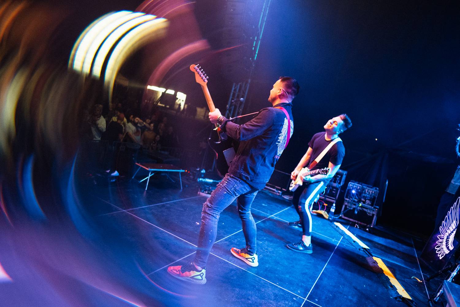 Druhý den Sjezdu Lhot a Lehot: Sebastian si přivezl ohně, bavili i Fleret, Reflexy a Křídla