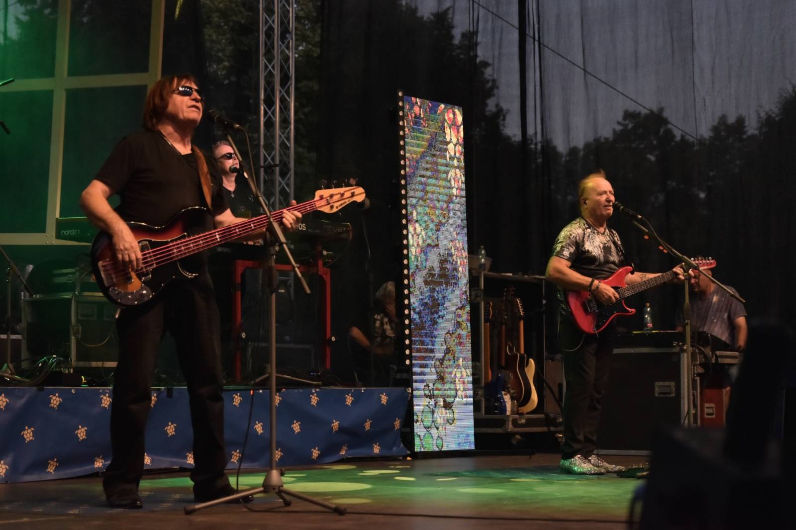 Olympic a jeho vlak, co nikdy nestaví, dorazil do Plzně. Za Plazou odehrál své největší hity