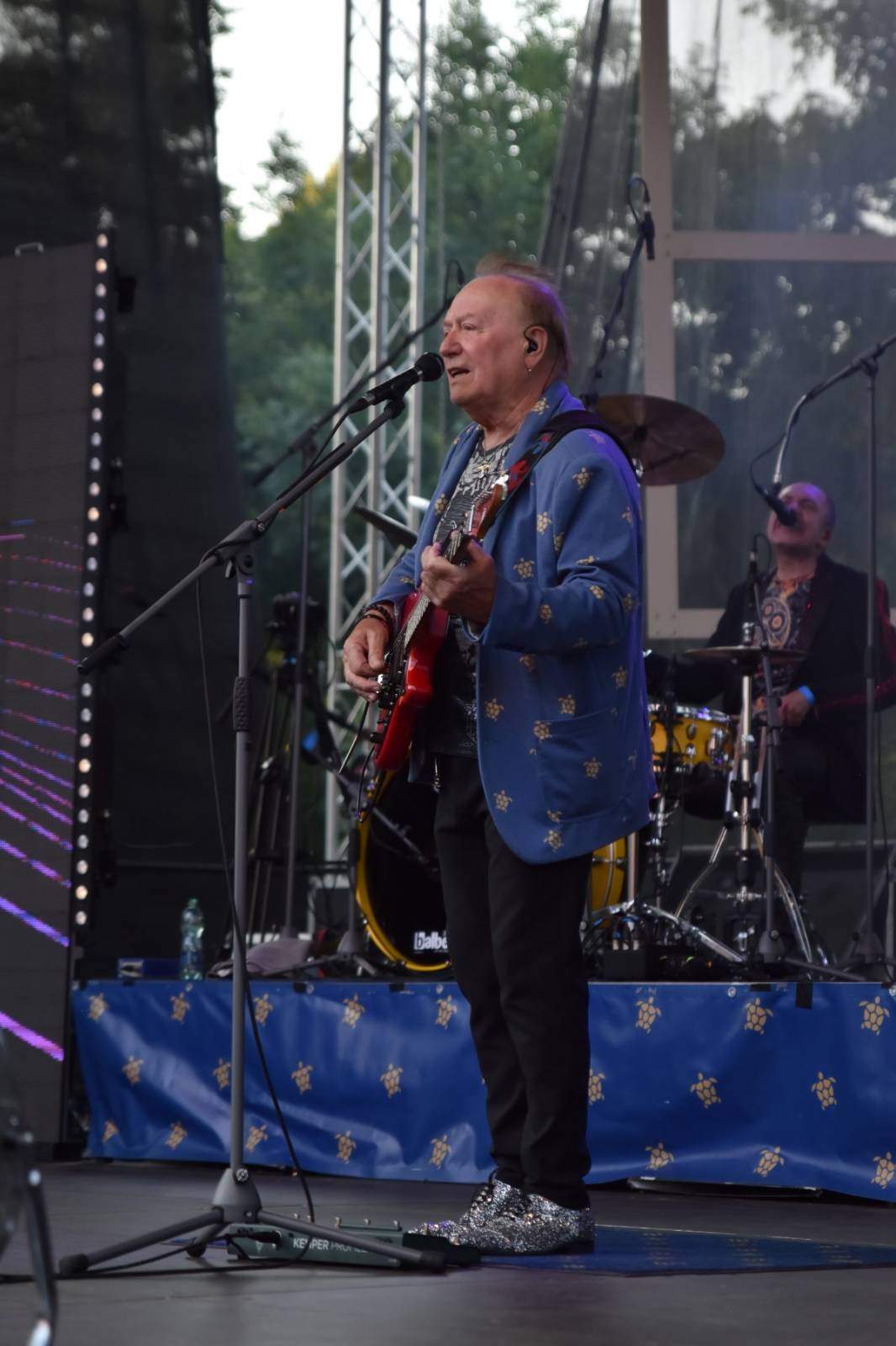 Olympic a jeho vlak, co nikdy nestaví, dorazil do Plzně. Za Plazou odehrál své největší hity