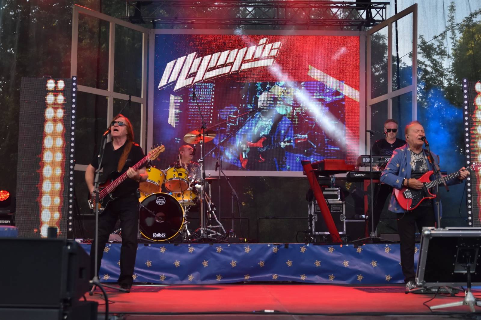 Olympic a jeho vlak, co nikdy nestaví, dorazil do Plzně. Za Plazou odehrál své největší hity