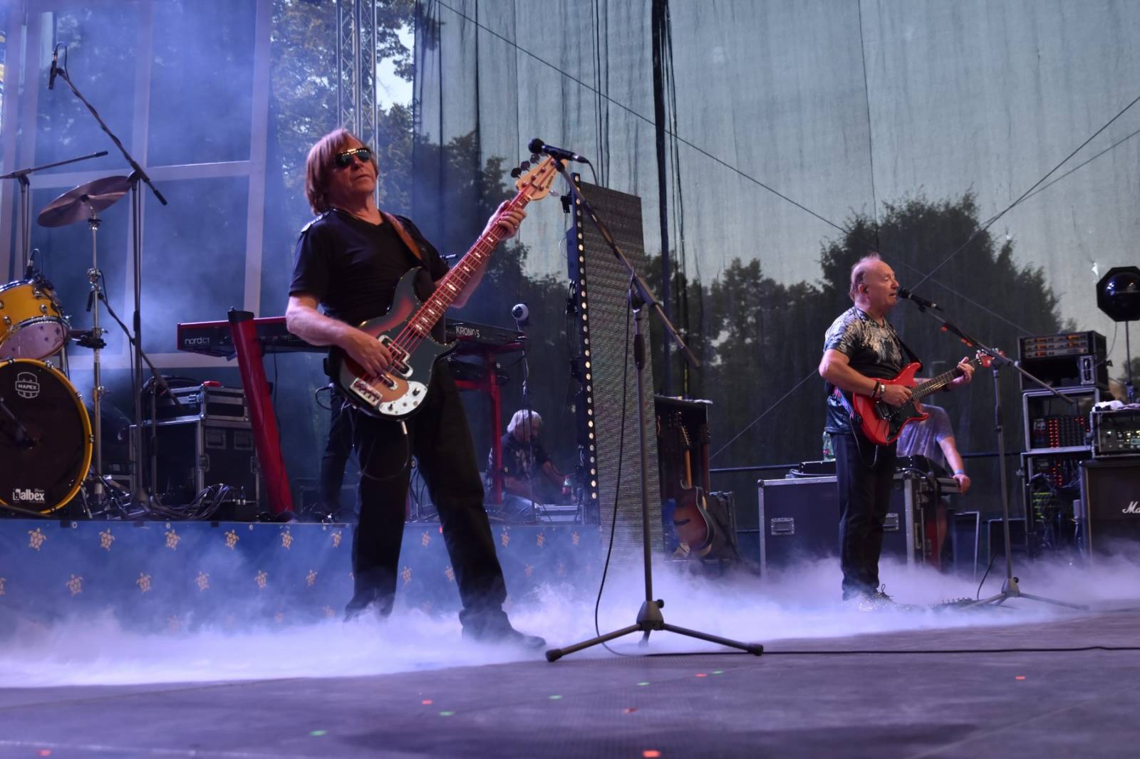 Olympic a jeho vlak, co nikdy nestaví, dorazil do Plzně. Za Plazou odehrál své největší hity