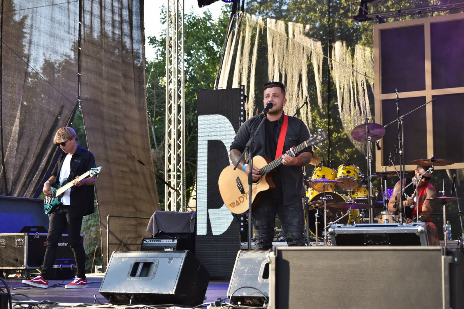 Olympic a jeho vlak, co nikdy nestaví, dorazil do Plzně. Za Plazou odehrál své největší hity