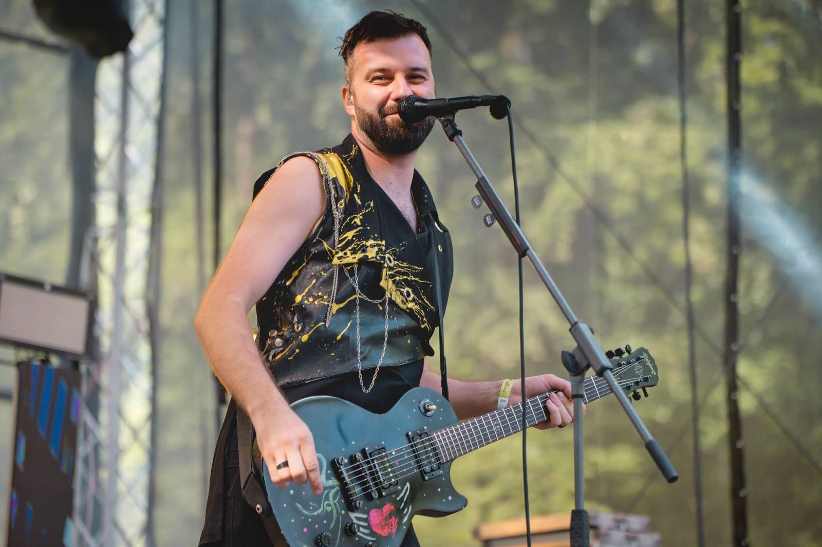 Na Vysočina festu se o zábavu staral Ivan Mládek, největší show obstarali Rybičky 48 a Mirai