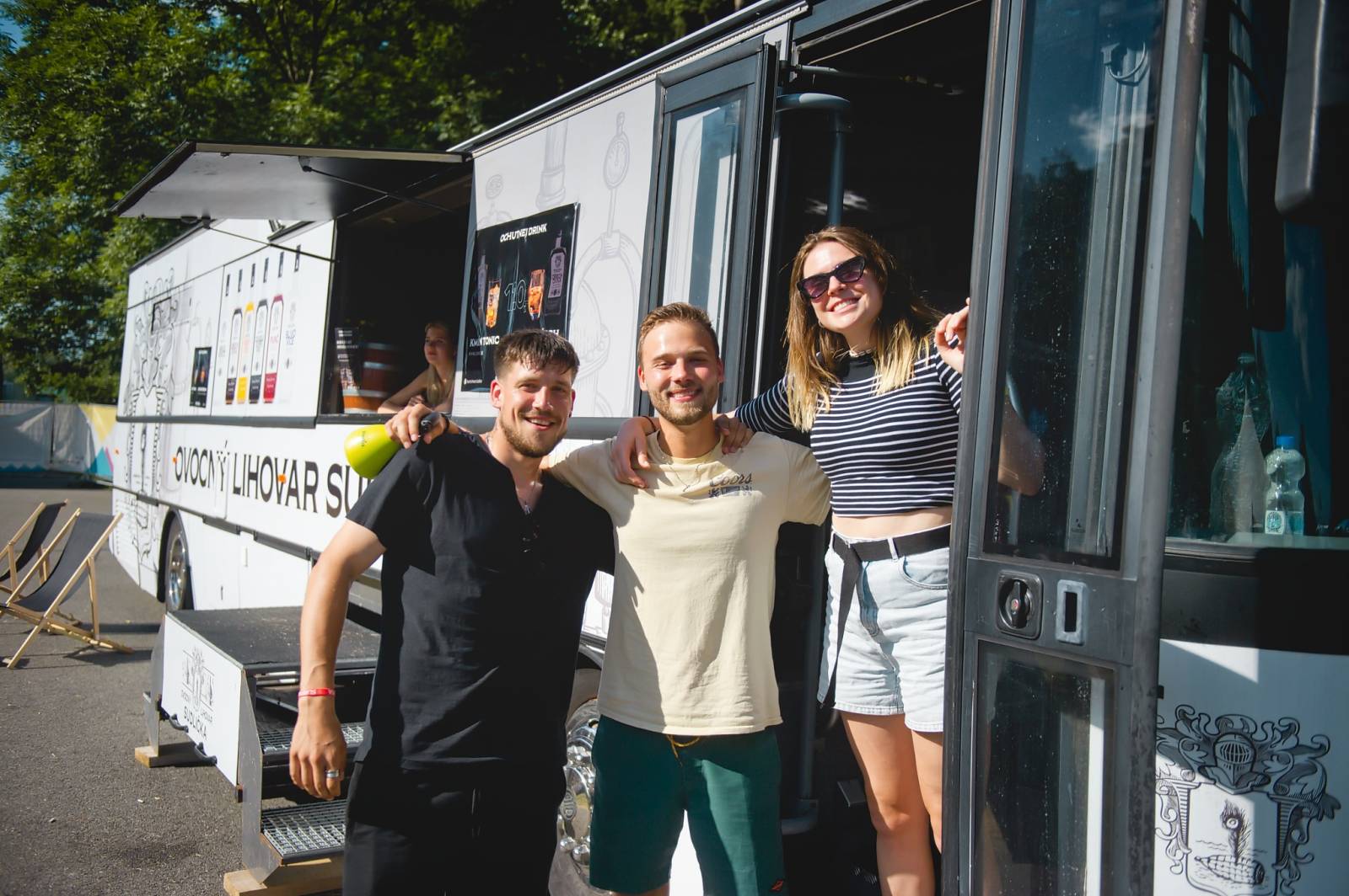 Na Vysočina festu se o zábavu staral Ivan Mládek, největší show obstarali Rybičky 48 a Mirai