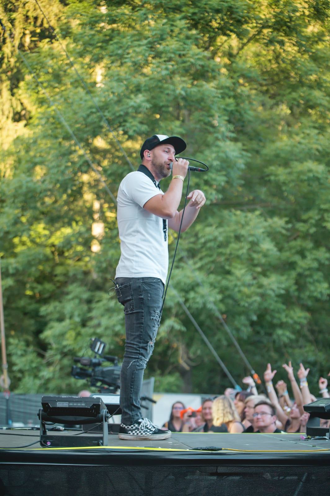 Na Vysočina festu se o zábavu staral Ivan Mládek, největší show obstarali Rybičky 48 a Mirai