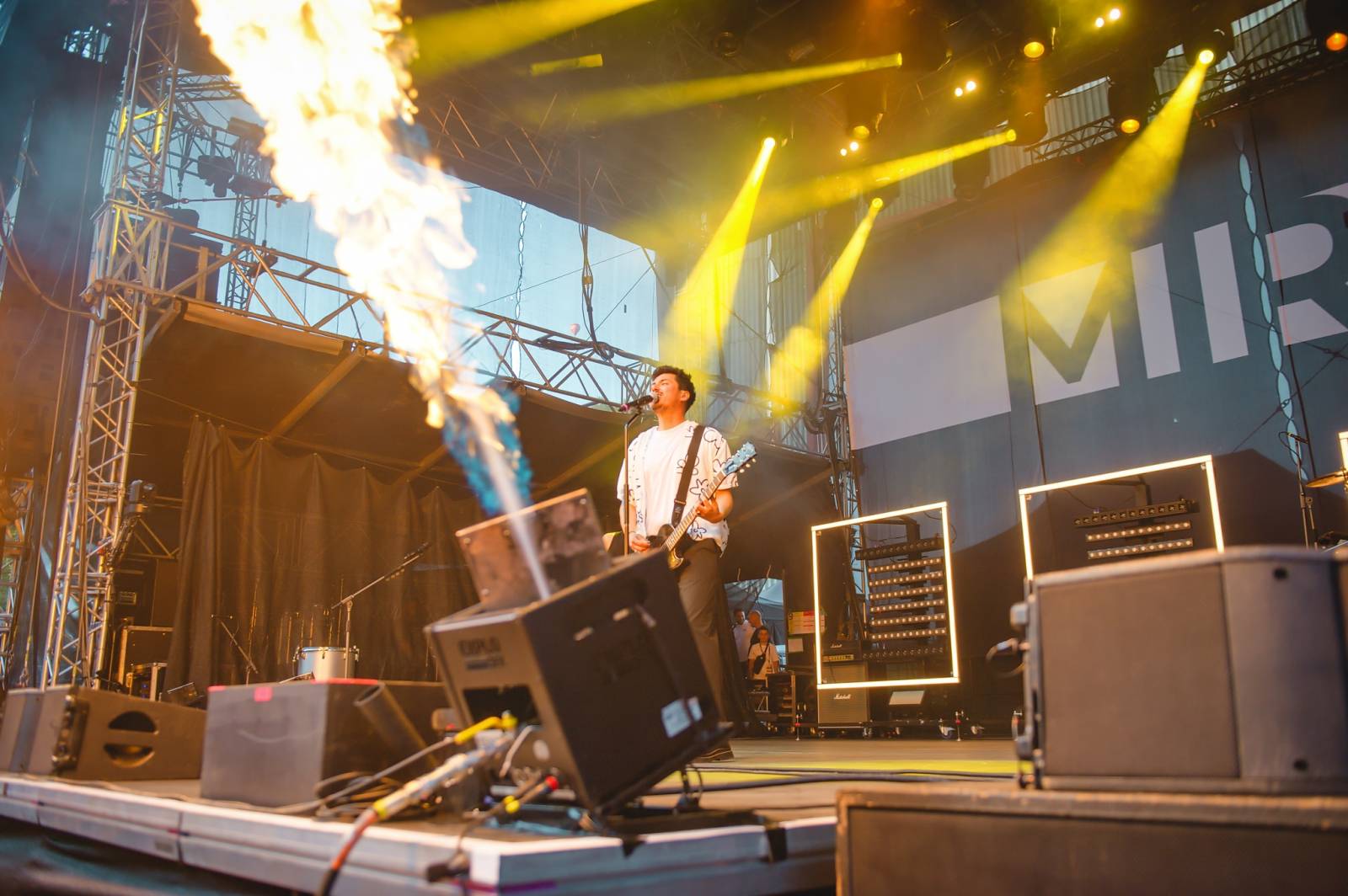 Na Vysočina festu se o zábavu staral Ivan Mládek, největší show obstarali Rybičky 48 a Mirai