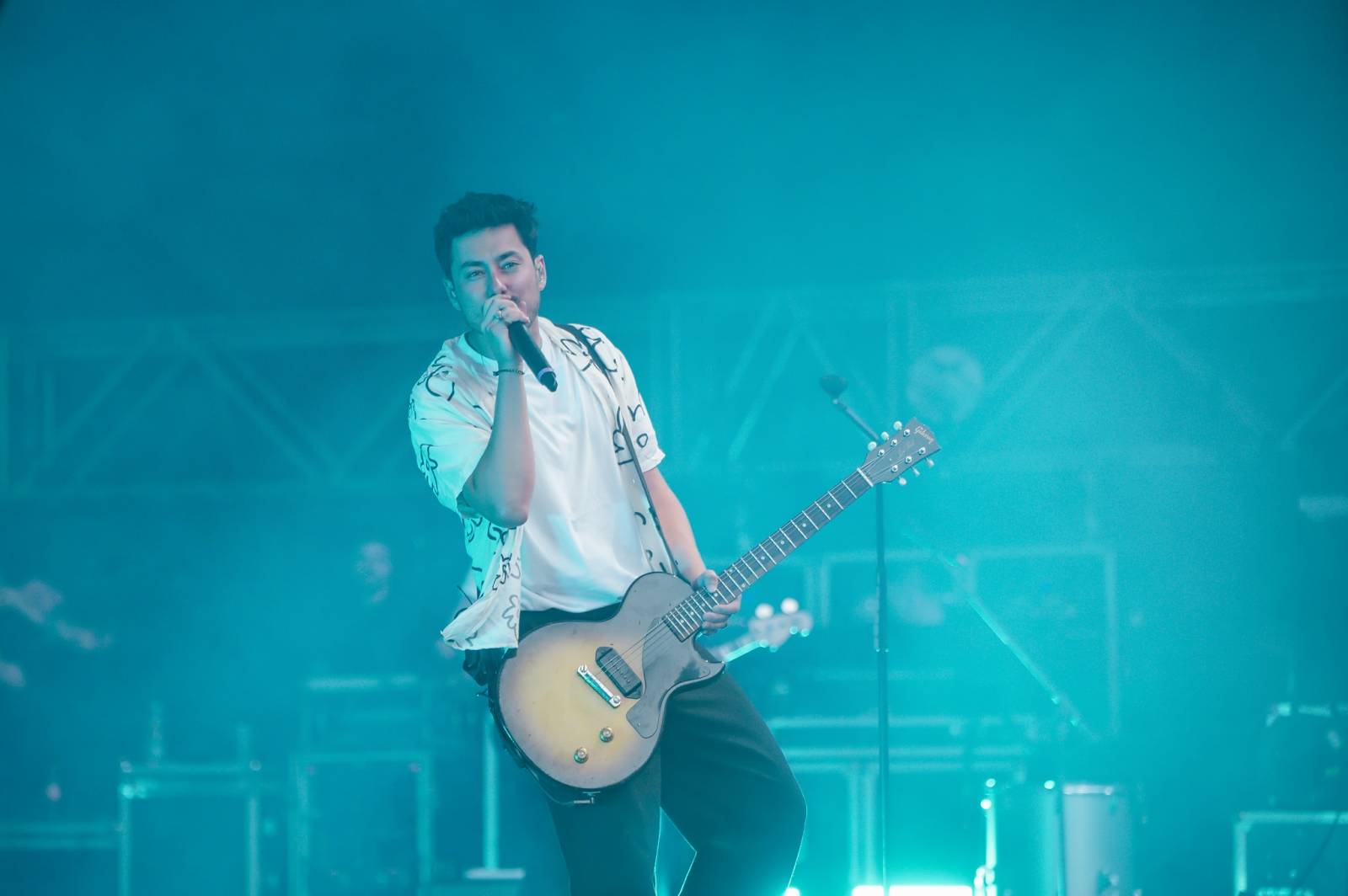 Na Vysočina festu se o zábavu staral Ivan Mládek, největší show obstarali Rybičky 48 a Mirai