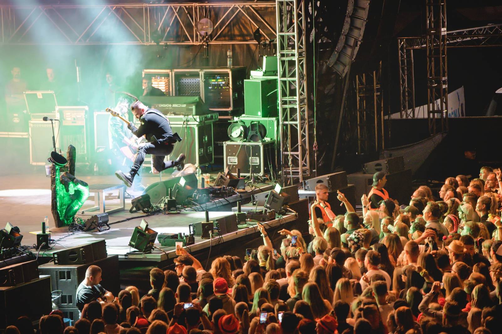 Na Vysočina festu se o zábavu staral Ivan Mládek, největší show obstarali Rybičky 48 a Mirai