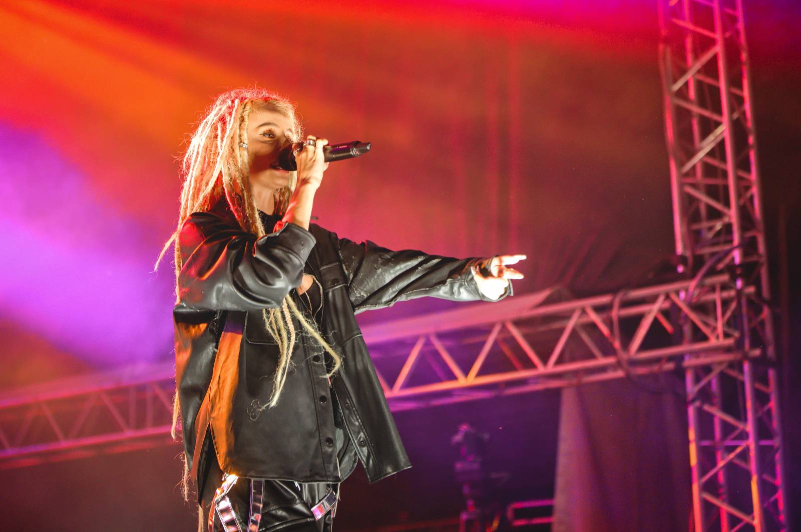 Třetí den Vysočina Fest rozezpívali Jelen, Traktor i Sima