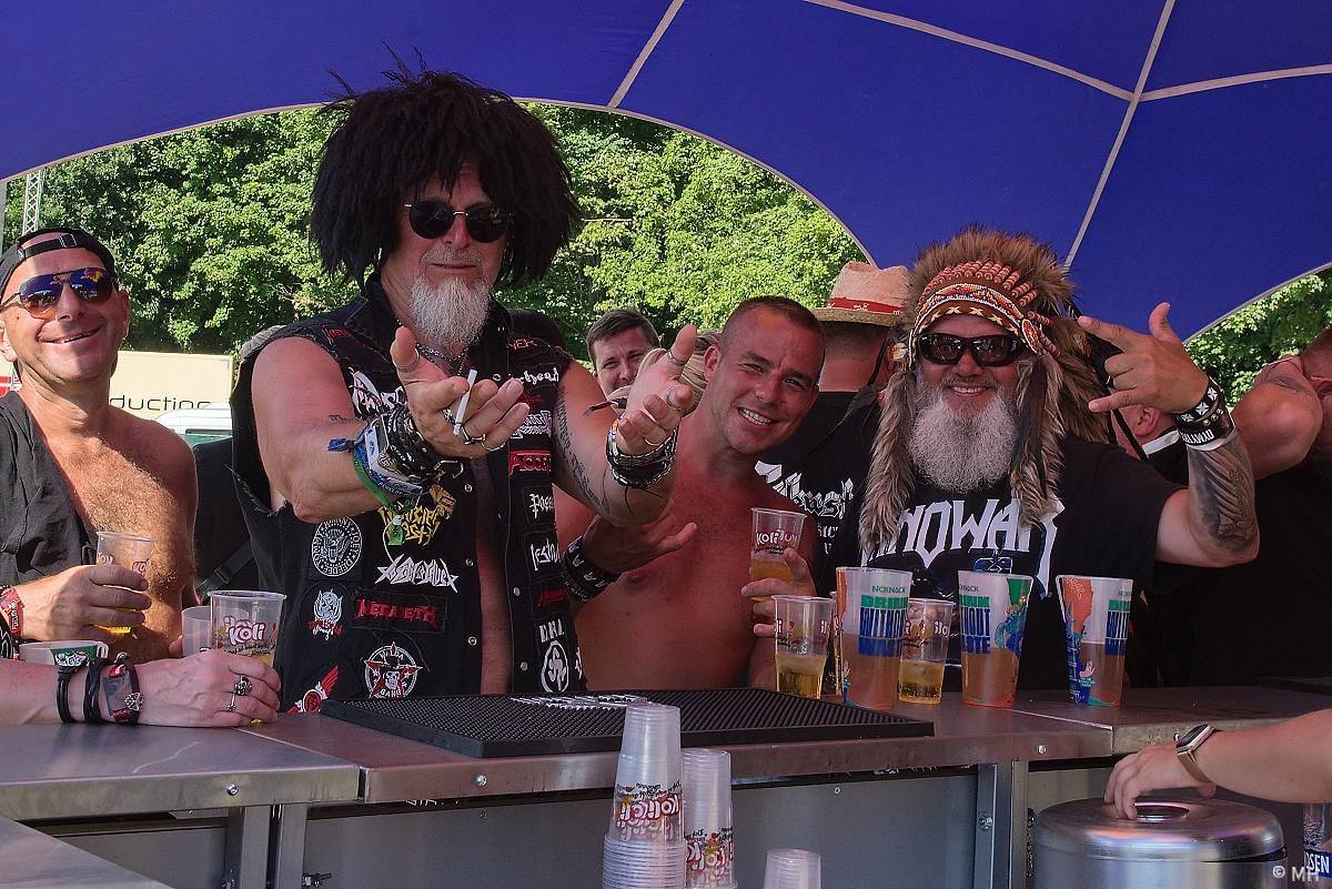 Pekelná sobota v Holýšově: Program završili Kissin' Dynamite, Trautenberk, Harlej i Chinaski