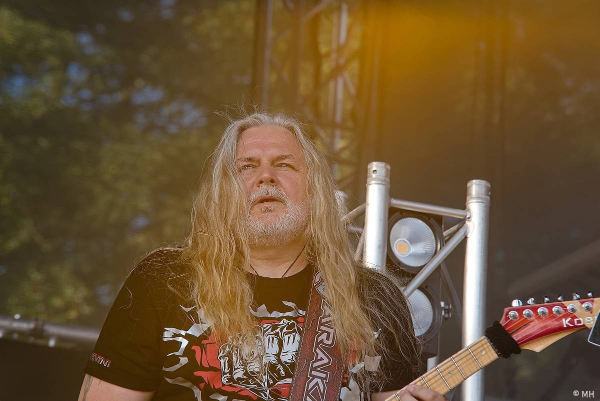 Pekelná sobota v Holýšově: Program završili Kissin' Dynamite, Trautenberk, Harlej i Chinaski