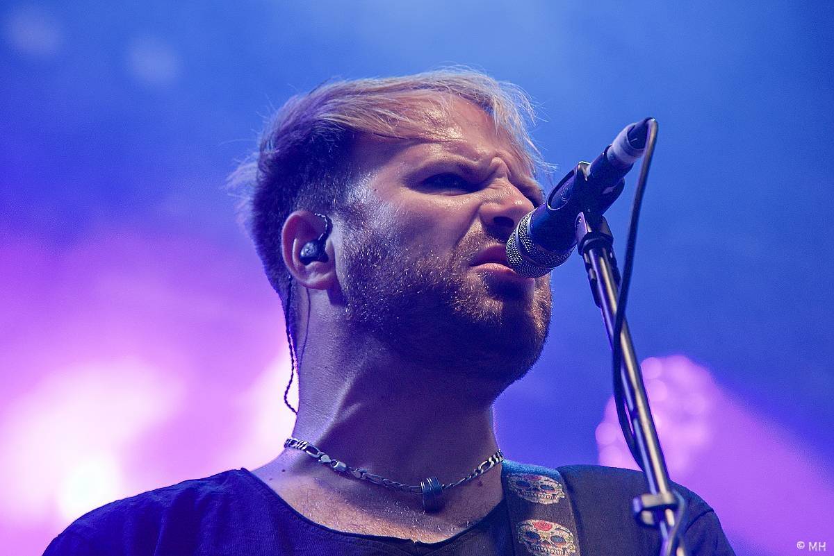 Pekelná sobota v Holýšově: Program završili Kissin' Dynamite, Trautenberk, Harlej i Chinaski