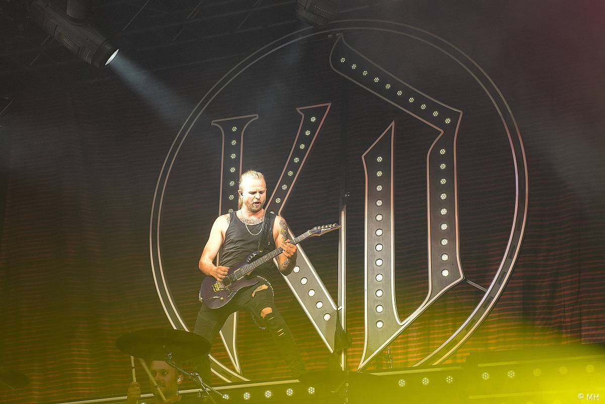 Pekelná sobota v Holýšově: Program završili Kissin' Dynamite, Trautenberk, Harlej i Chinaski