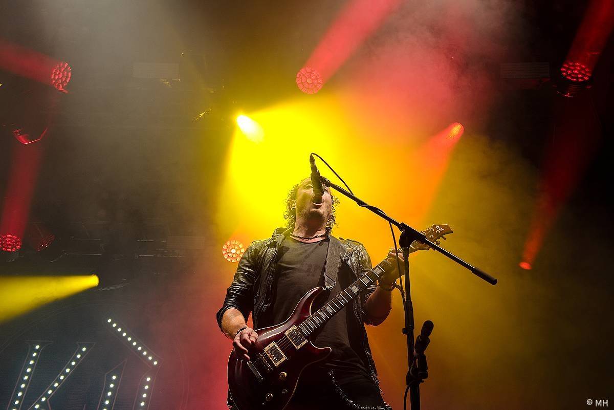 Pekelná sobota v Holýšově: Program završili Kissin' Dynamite, Trautenberk, Harlej i Chinaski