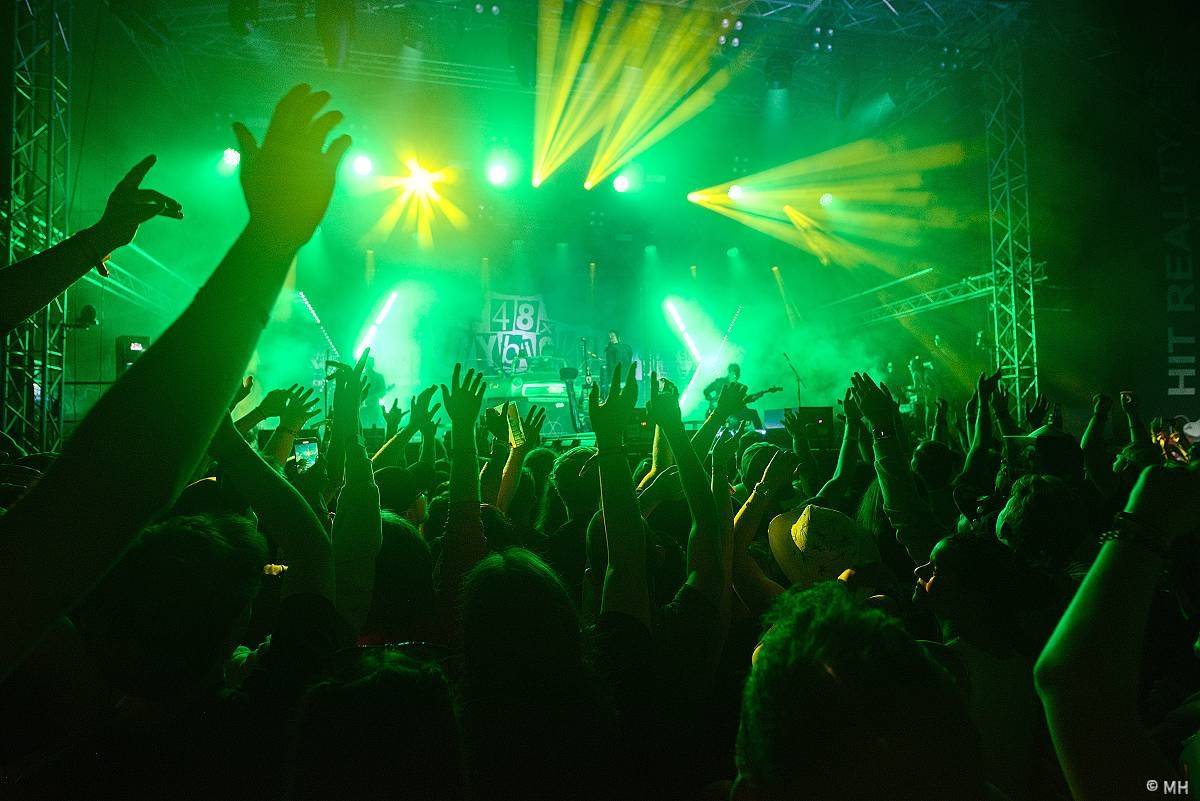 Pekelná sobota v Holýšově: Program završili Kissin' Dynamite, Trautenberk, Harlej i Chinaski