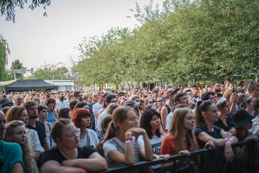 Ben Howard zaplavil Žluté lázně vlnou něžnosti