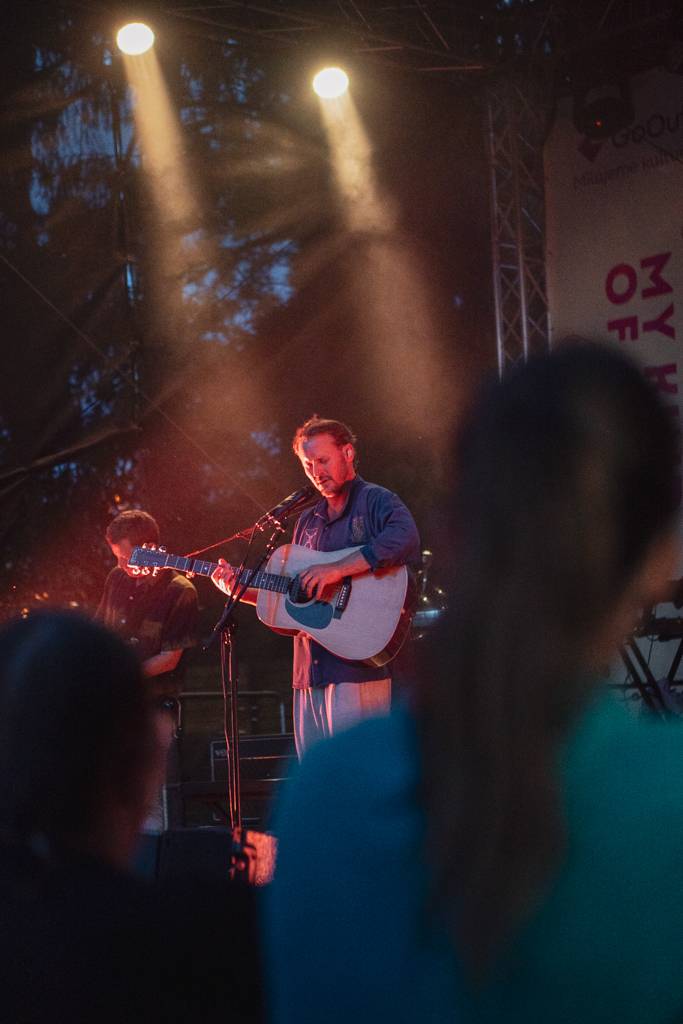 Ben Howard zaplavil Žluté lázně vlnou něžnosti