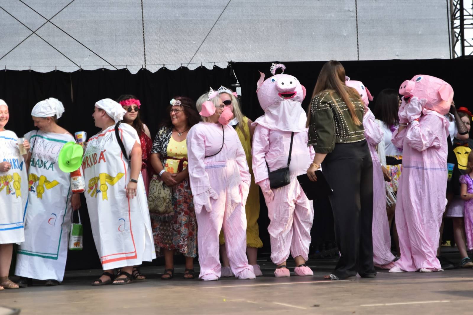 Hrady CZ odstartovaly. Zahájili je Kryštof, Anna K., Gaia Mesiah i Sofian Medjmedj