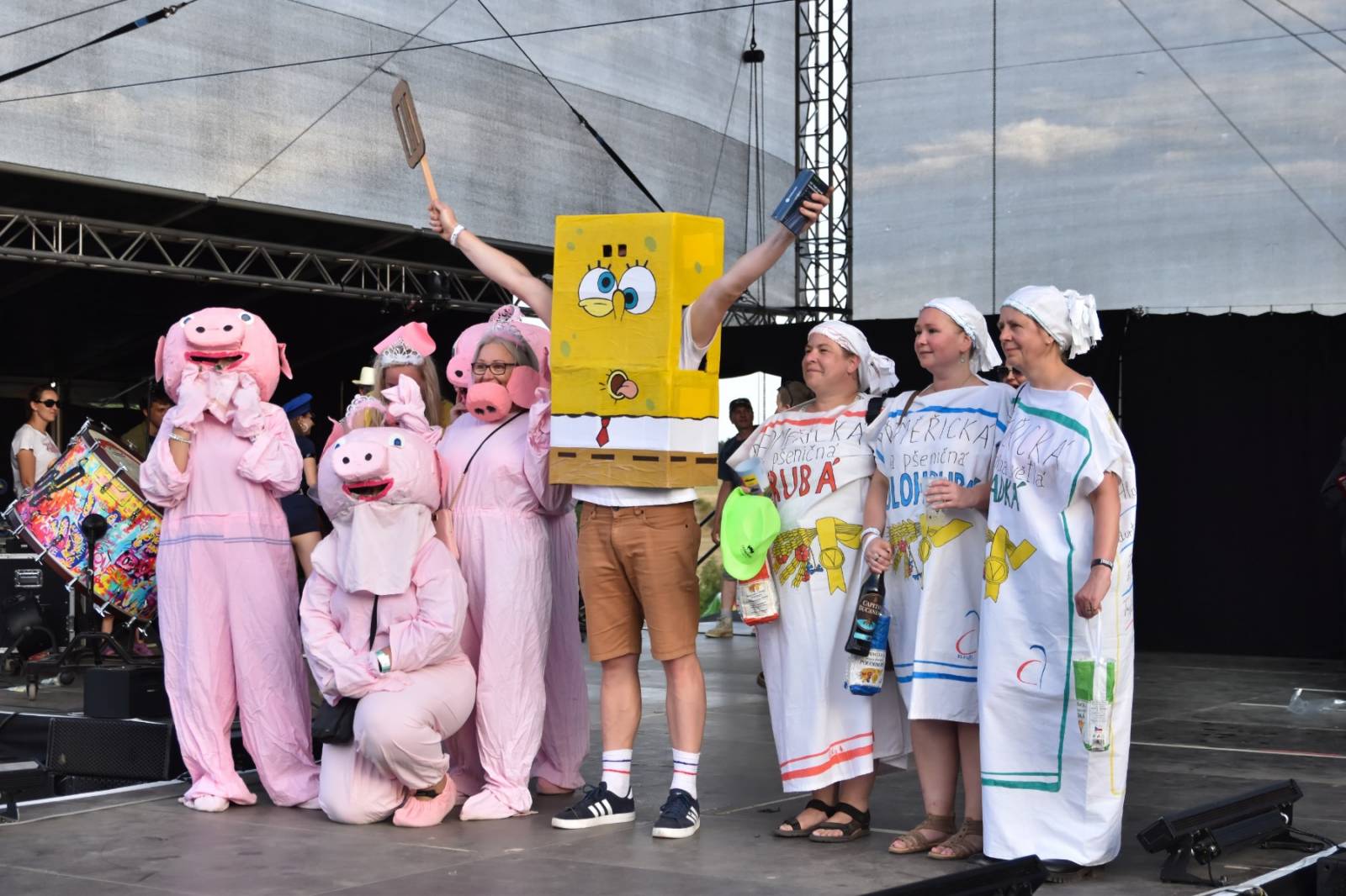 Hrady CZ odstartovaly. Zahájili je Kryštof, Anna K., Gaia Mesiah i Sofian Medjmedj