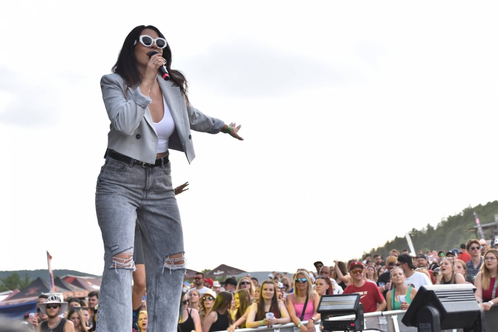 Hrady CZ odstartovaly. Zahájili je Kryštof, Anna K., Gaia Mesiah i Sofian Medjmedj