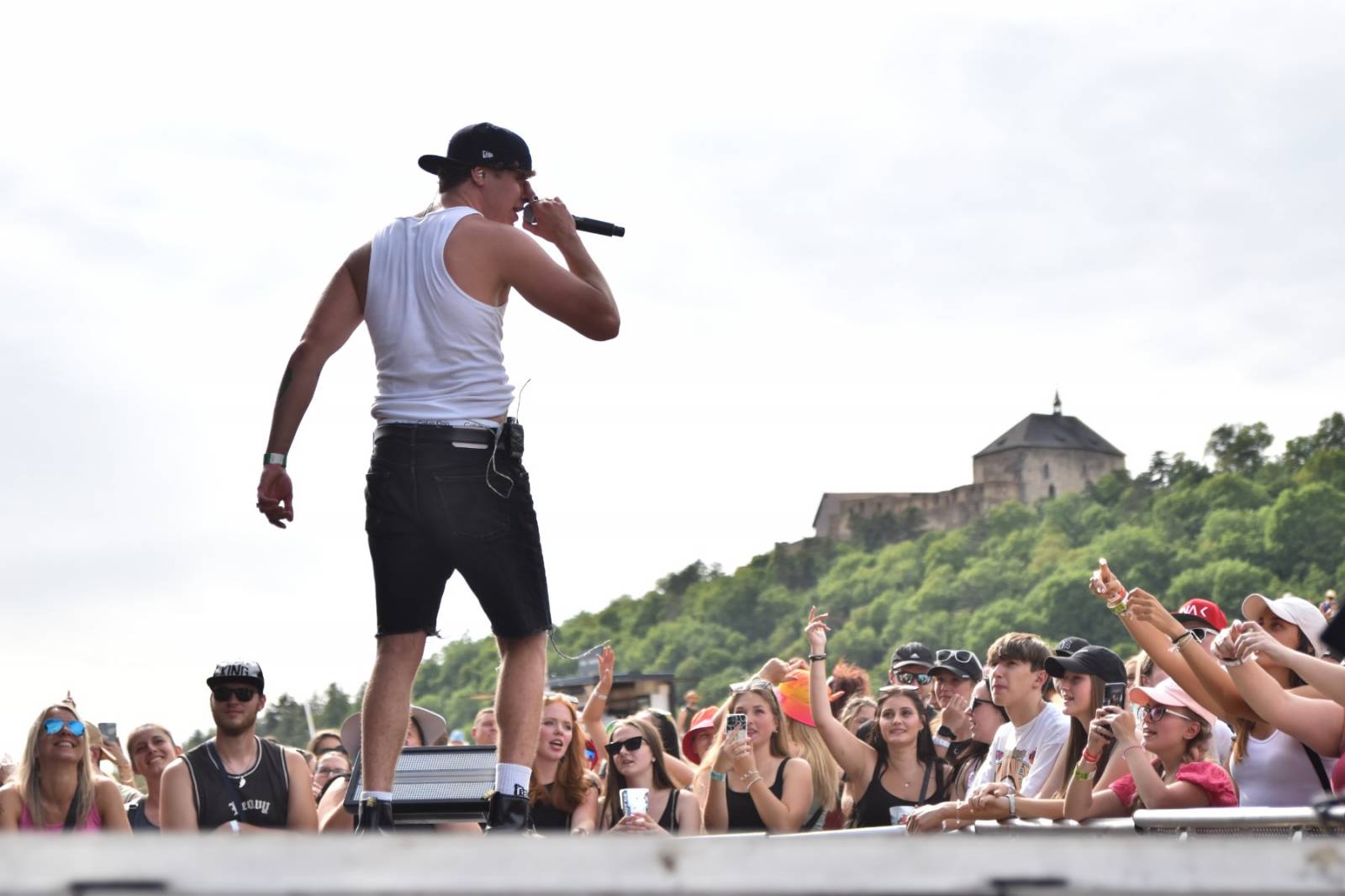 Hrady CZ odstartovaly. Zahájili je Kryštof, Anna K., Gaia Mesiah i Sofian Medjmedj