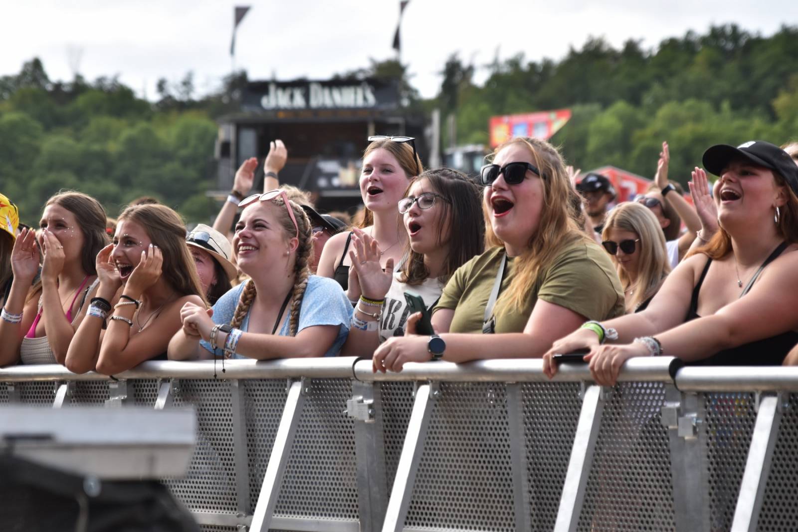Hrady CZ odstartovaly. Zahájili je Kryštof, Anna K., Gaia Mesiah i Sofian Medjmedj