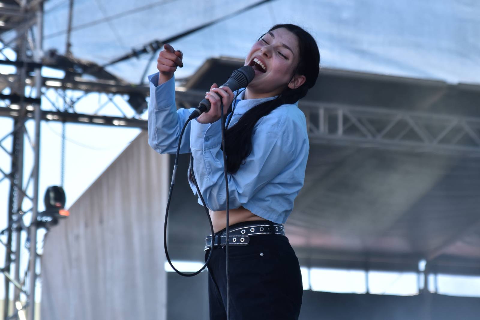 Na Točníku fanoušky zkropili hasiči. Do rozpáleného kotle zamířil Tomáš Klus, zahráli i Dymytry a Kabát