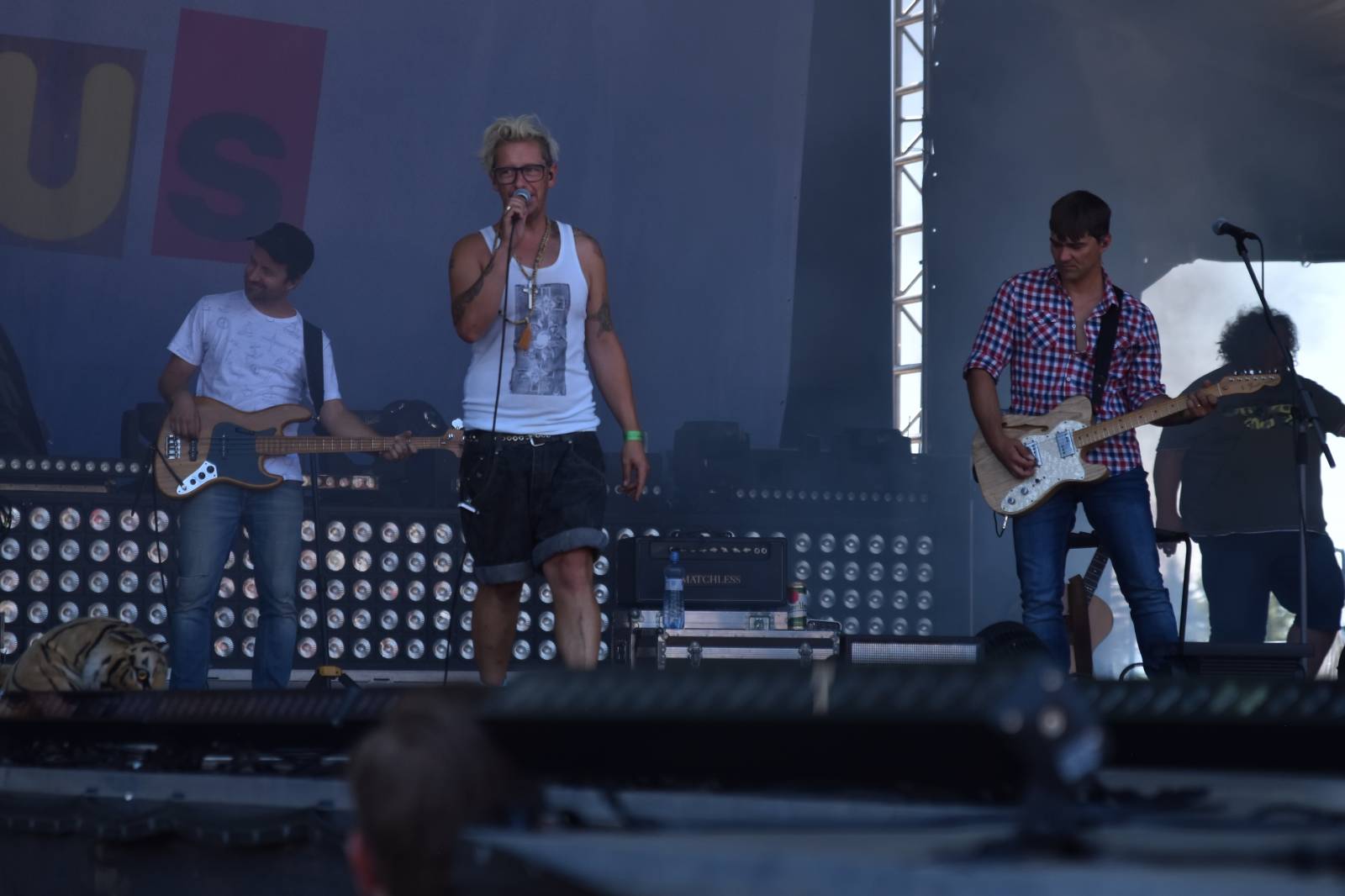 Na Točníku fanoušky zkropili hasiči. Do rozpáleného kotle zamířil Tomáš Klus, zahráli i Dymytry a Kabát