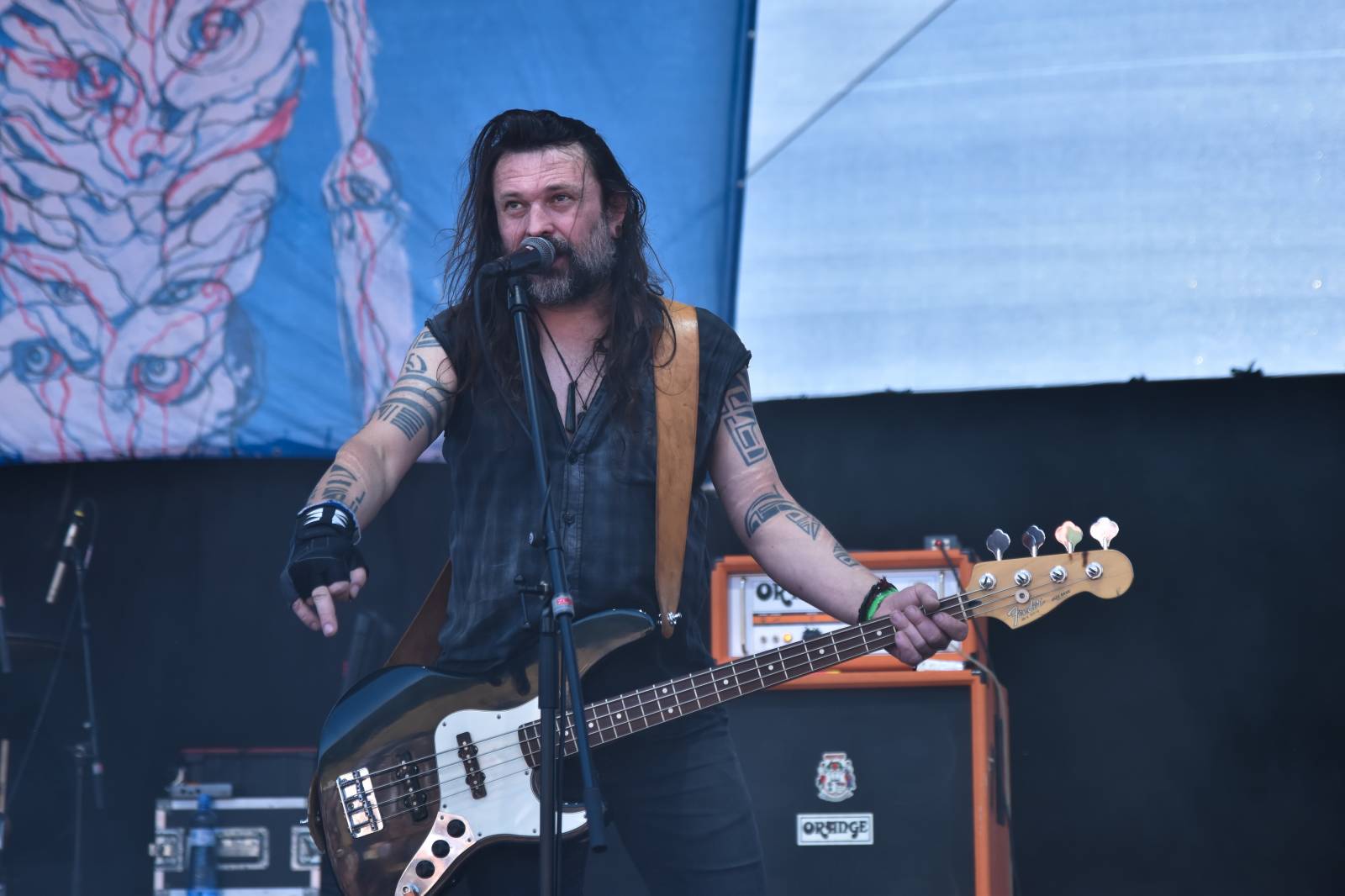 Na Točníku fanoušky zkropili hasiči. Do rozpáleného kotle zamířil Tomáš Klus, zahráli i Dymytry a Kabát