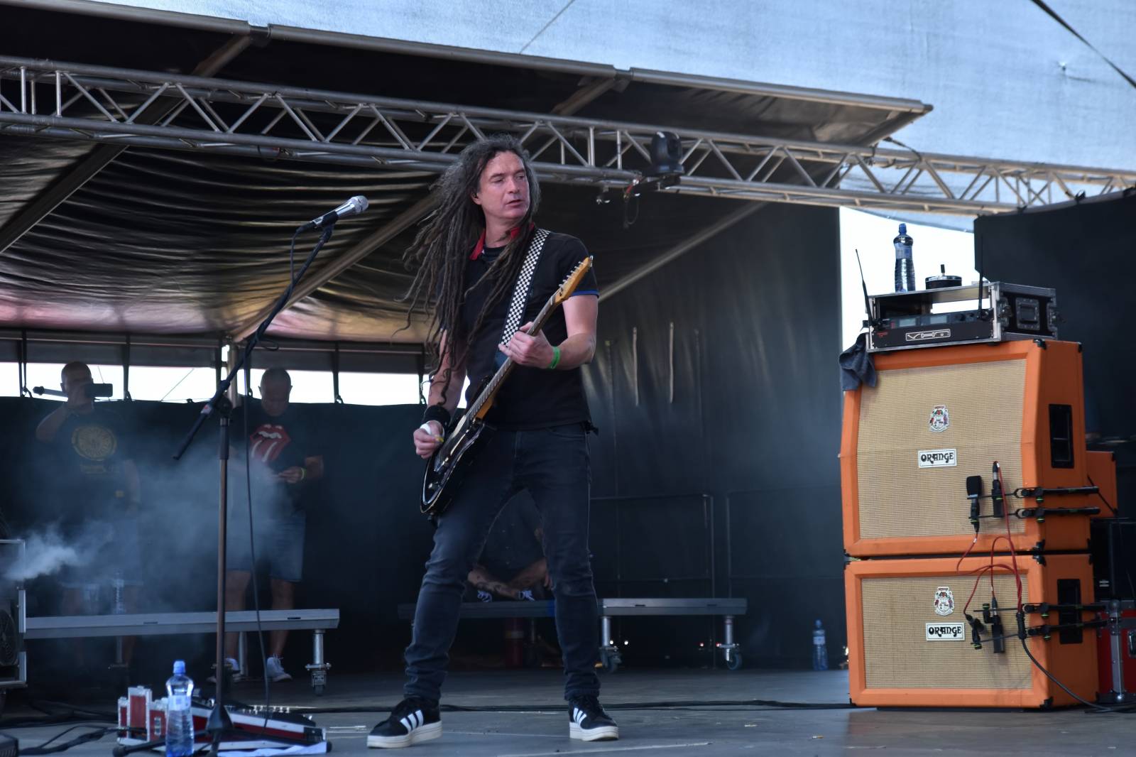 Na Točníku fanoušky zkropili hasiči. Do rozpáleného kotle zamířil Tomáš Klus, zahráli i Dymytry a Kabát