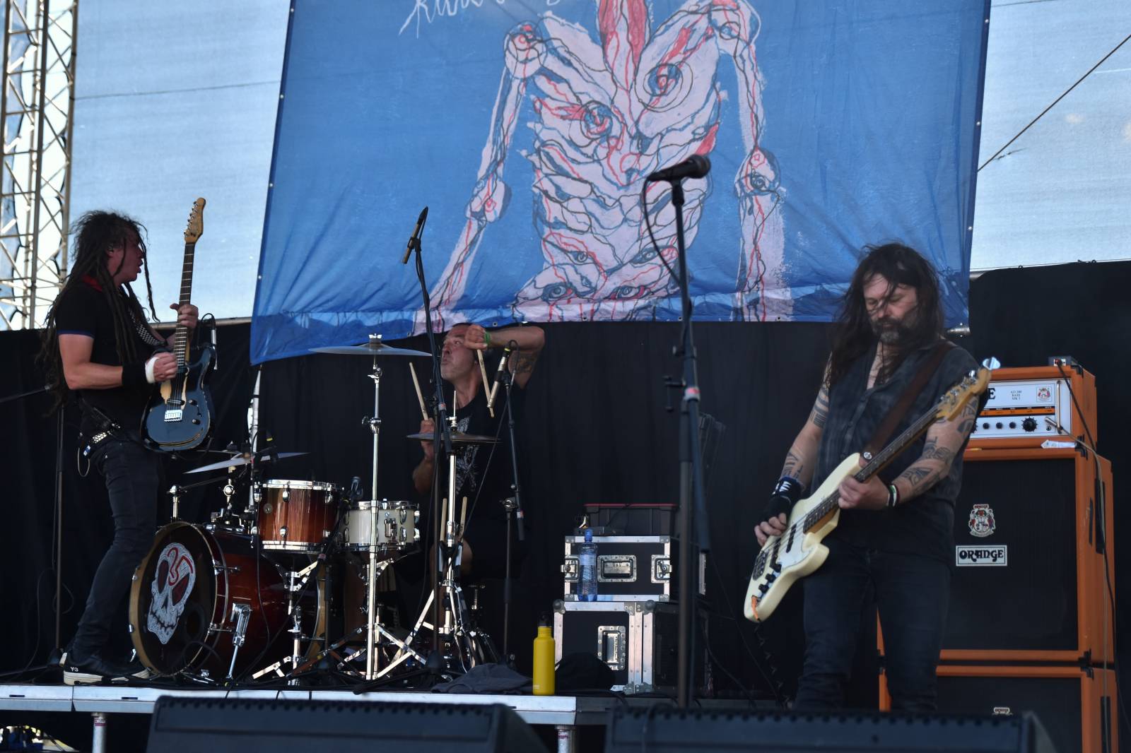 Na Točníku fanoušky zkropili hasiči. Do rozpáleného kotle zamířil Tomáš Klus, zahráli i Dymytry a Kabát