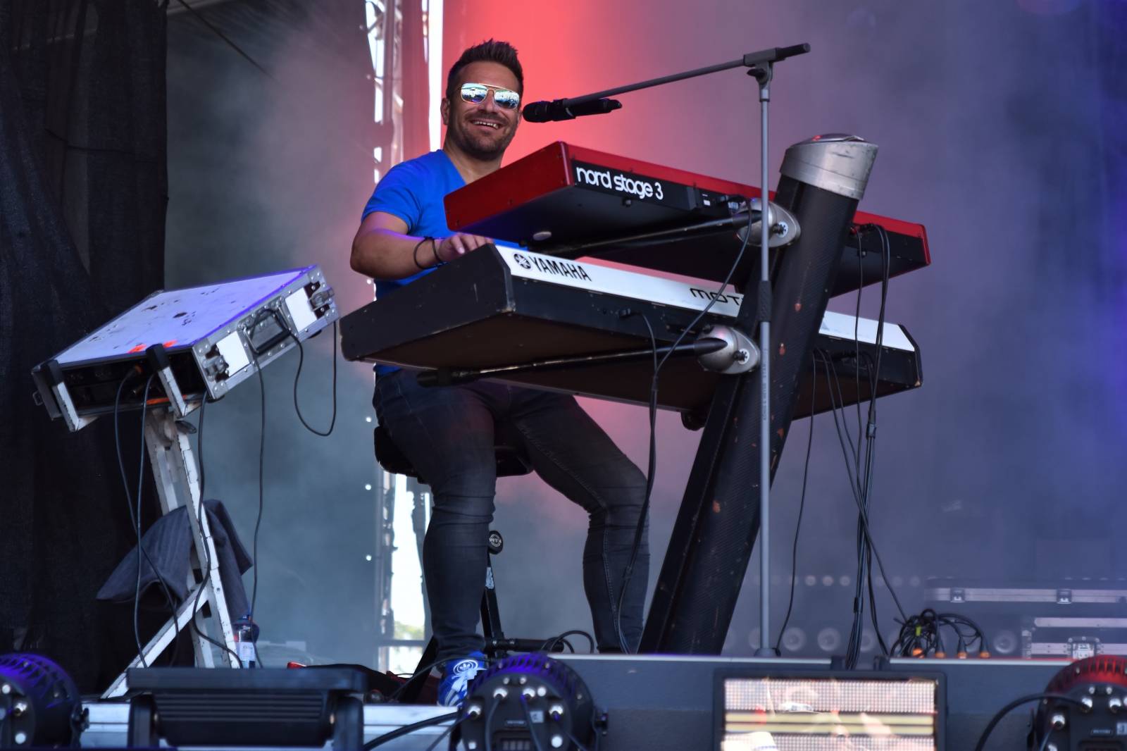 Na Točníku fanoušky zkropili hasiči. Do rozpáleného kotle zamířil Tomáš Klus, zahráli i Dymytry a Kabát