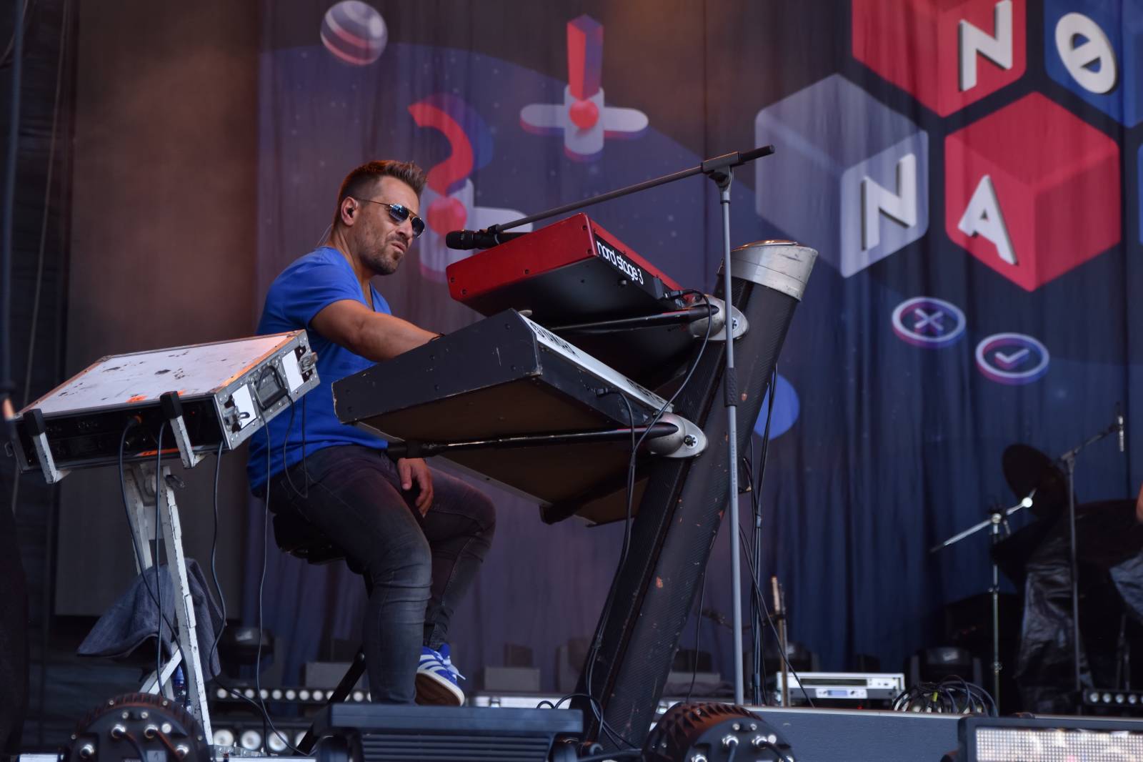 Na Točníku fanoušky zkropili hasiči. Do rozpáleného kotle zamířil Tomáš Klus, zahráli i Dymytry a Kabát