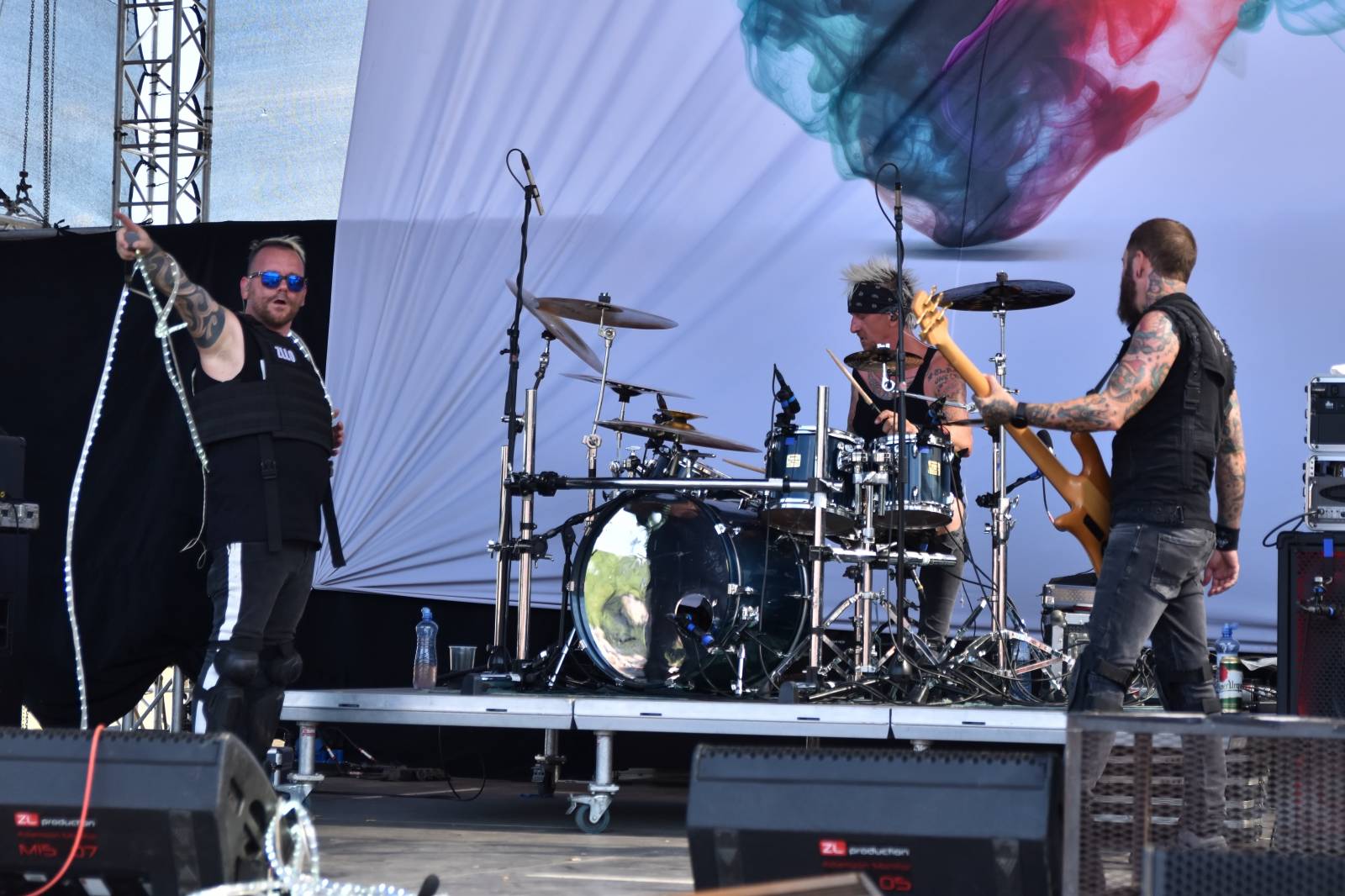 Na Točníku fanoušky zkropili hasiči. Do rozpáleného kotle zamířil Tomáš Klus, zahráli i Dymytry a Kabát