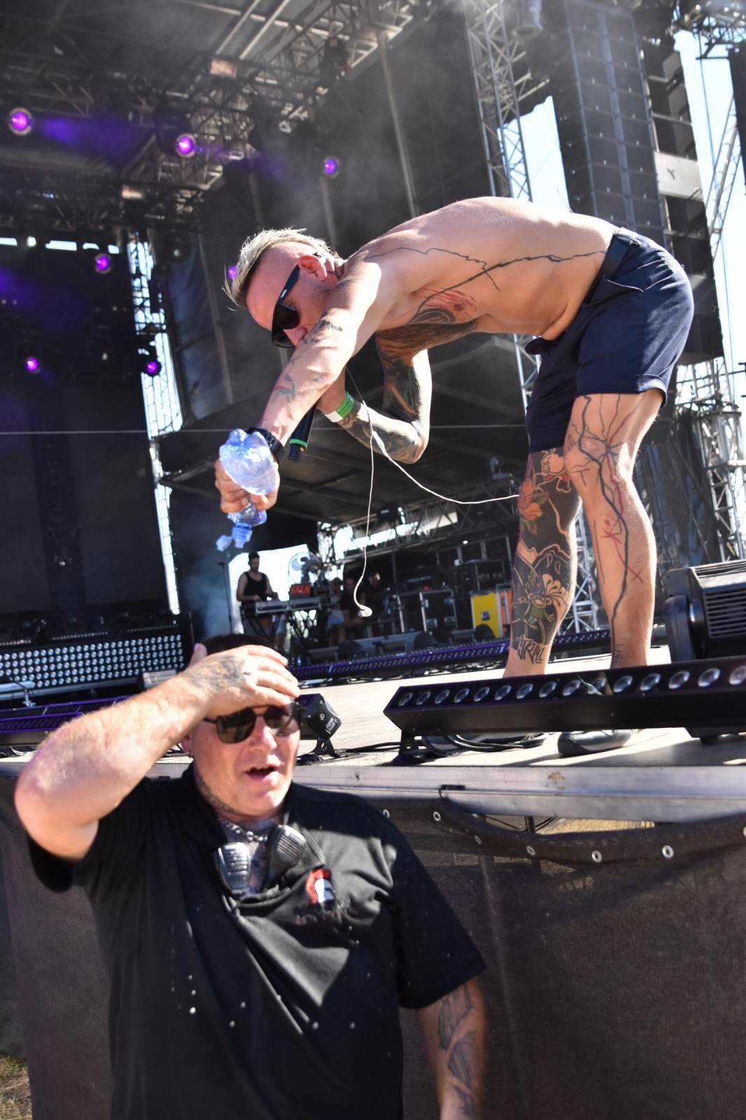 Na Točníku fanoušky zkropili hasiči. Do rozpáleného kotle zamířil Tomáš Klus, zahráli i Dymytry a Kabát