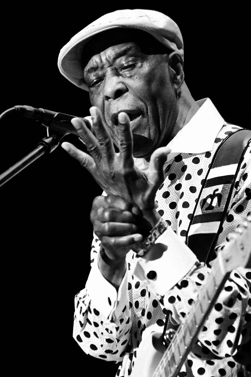 Bluesová legenda Buddy Guy se loučil s českými fanoušky
