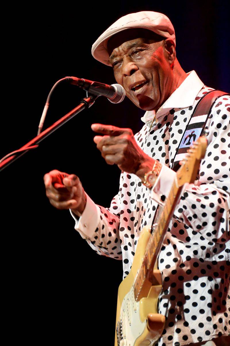 Bluesová legenda Buddy Guy se loučil s českými fanoušky