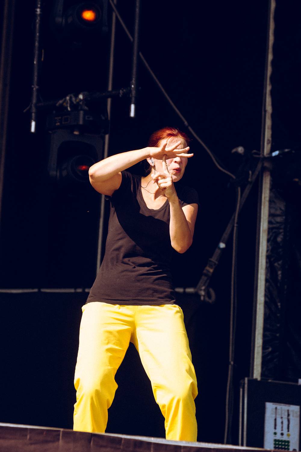 Colours of Ostrava zahájili Ewa Farna, Mirai a Štěpán Kozub s Jiřím Krhutem, večer nadchli OneRepublic