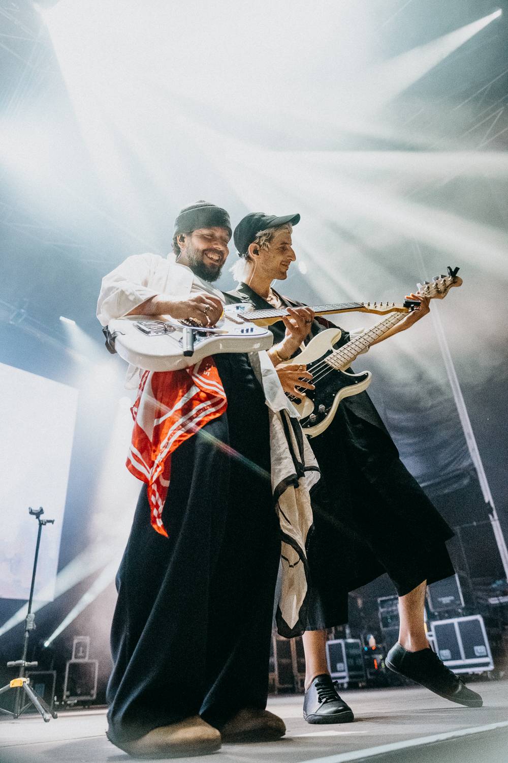 Colours of Ostrava zahájili Ewa Farna, Mirai a Štěpán Kozub s Jiřím Krhutem, večer nadchli OneRepublic