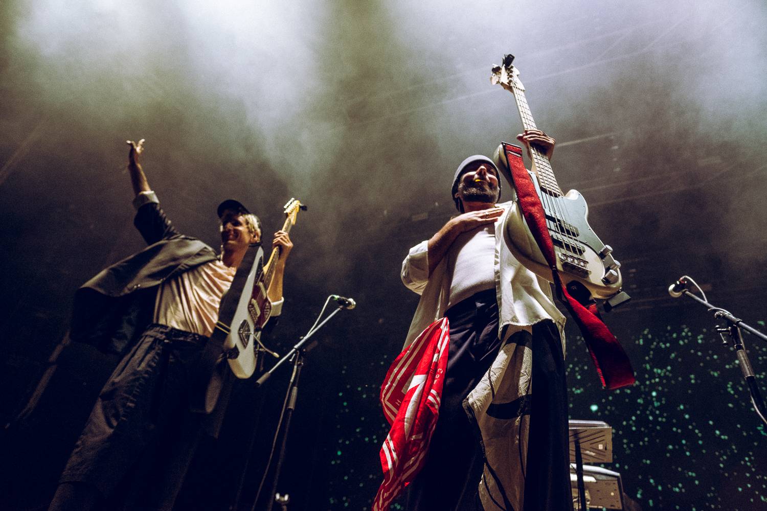 Colours of Ostrava zahájili Ewa Farna, Mirai a Štěpán Kozub s Jiřím Krhutem, večer nadchli OneRepublic