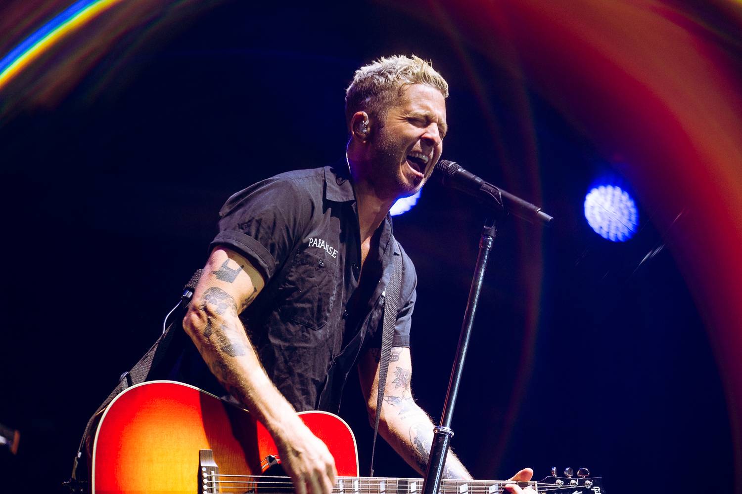 Colours of Ostrava zahájili Ewa Farna, Mirai a Štěpán Kozub s Jiřím Krhutem, večer nadchli OneRepublic