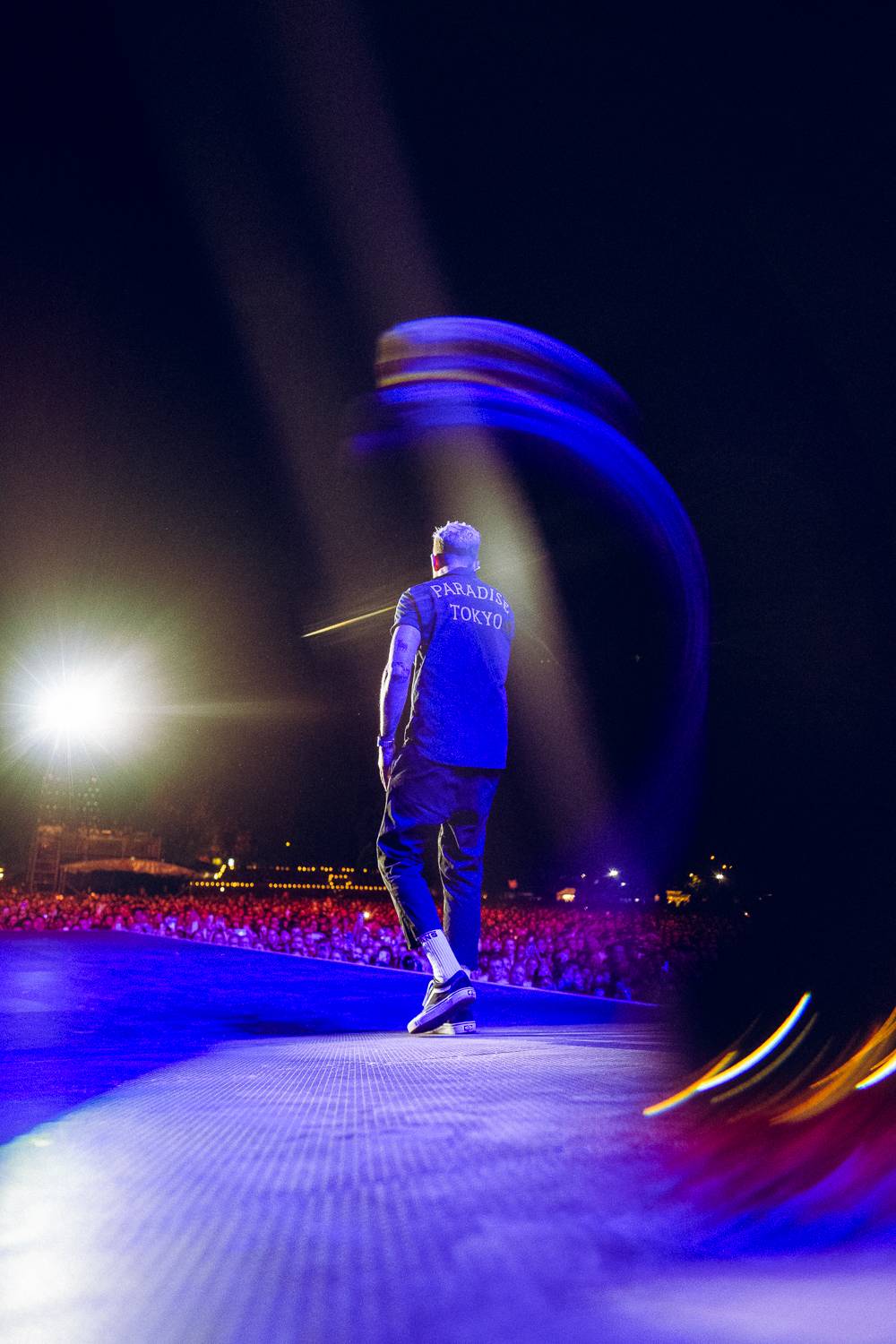 Colours of Ostrava zahájili Ewa Farna, Mirai a Štěpán Kozub s Jiřím Krhutem, večer nadchli OneRepublic